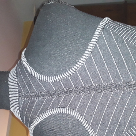 ATHLETA RACERBACK ACTIVEWEAR - Picture 3 of 9